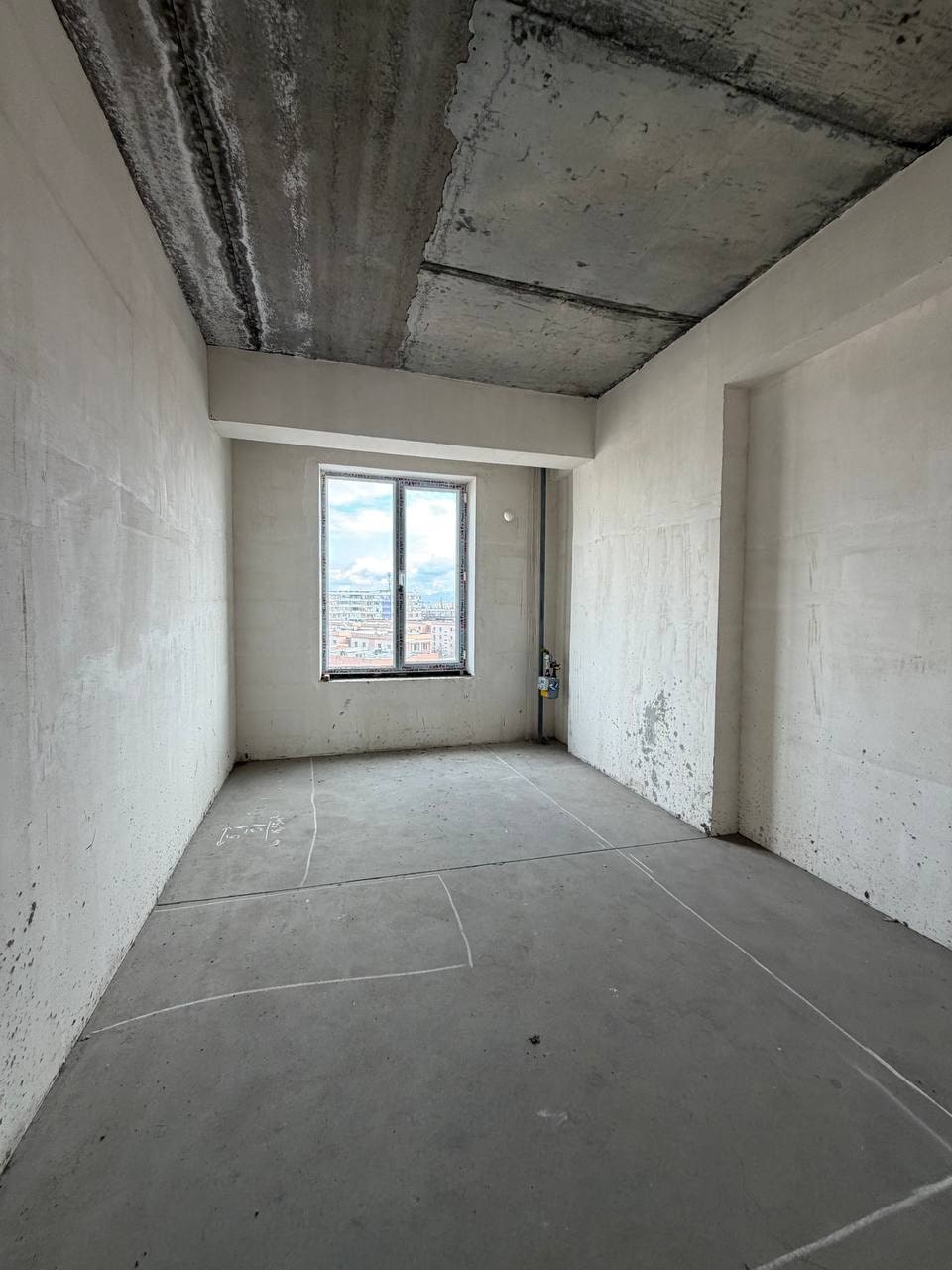 Spacious Apartment in Aviasozlar Plaza residential complex