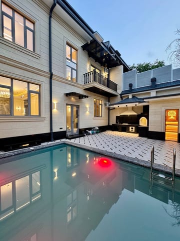 Mansion with pool in prestigious Tsiolkovsky district — for comfortable and status living