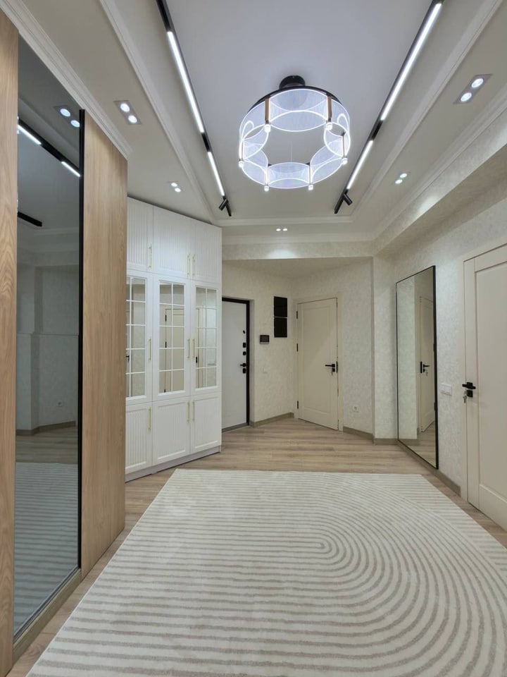 3-room apartment for sale in Megadom Residential Complex