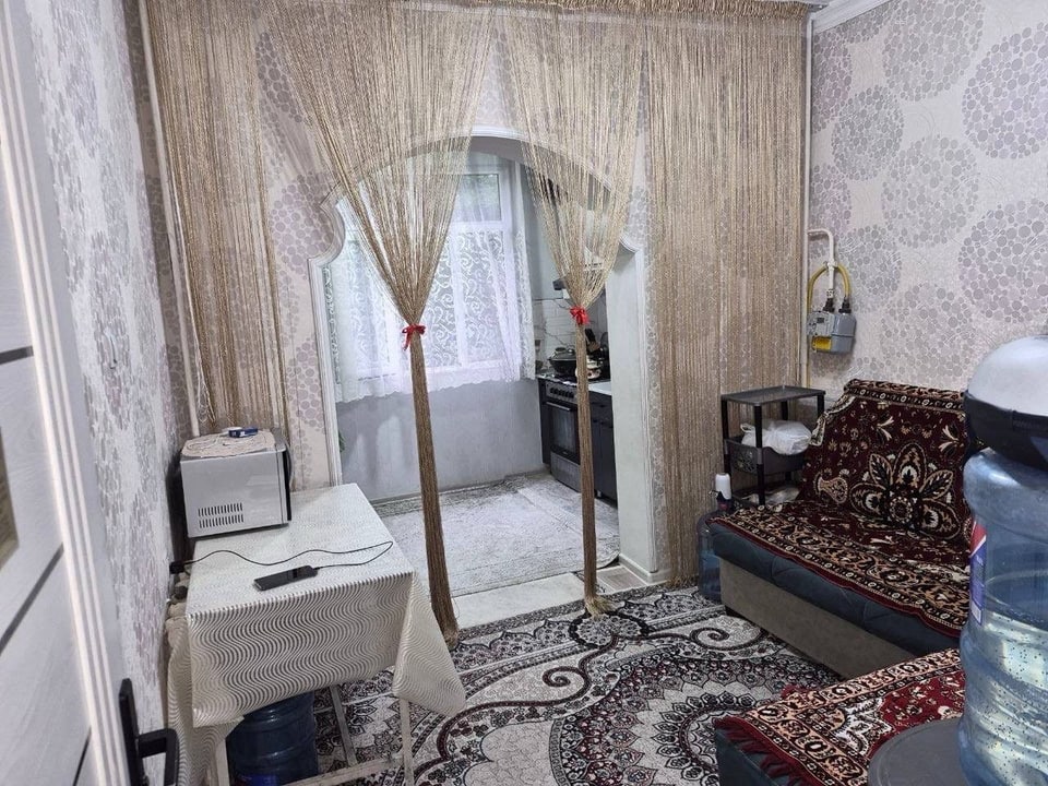 4-комнатная квартира, массив Ахмад Югнакий