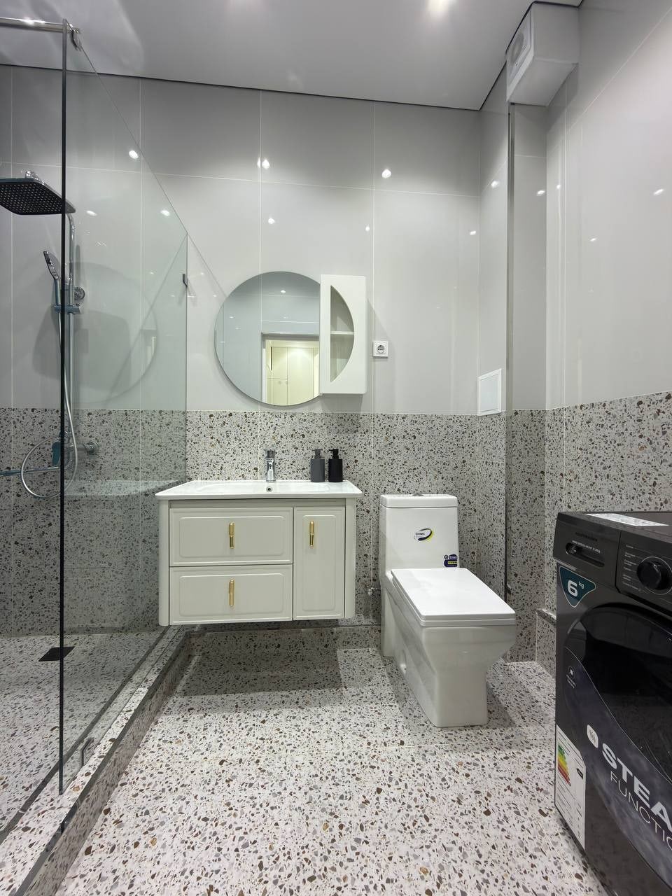 2-Room Apartment for Sale in Oz Makon Residential Complex, Tashkent