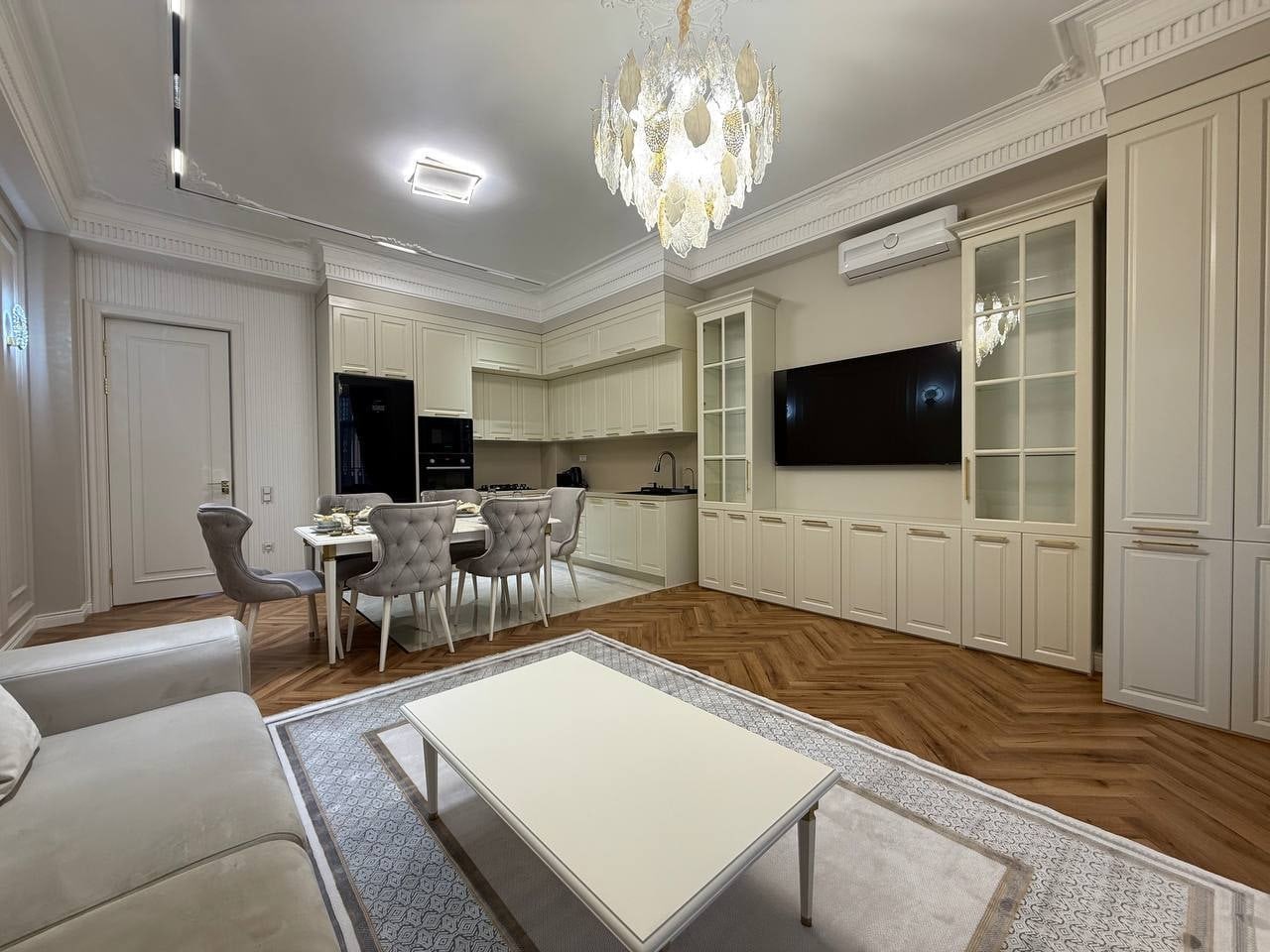 2-room apartment in Skyline Tower Residential Complex