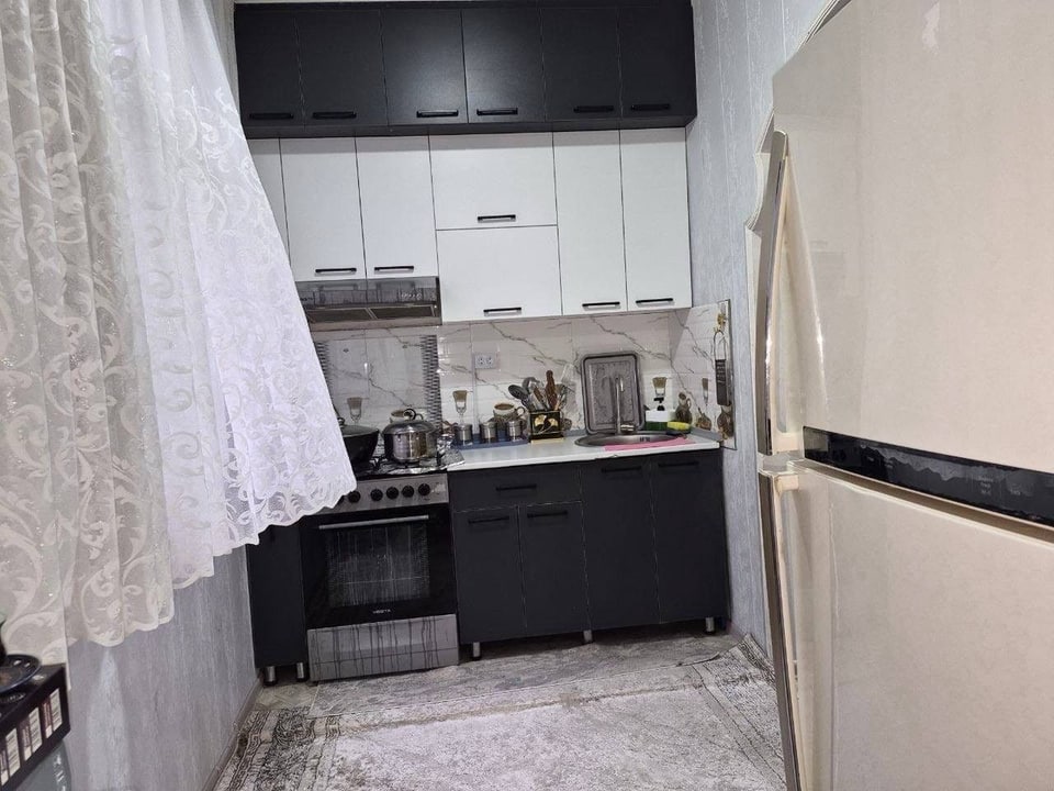 4-комнатная квартира, массив Ахмад Югнакий