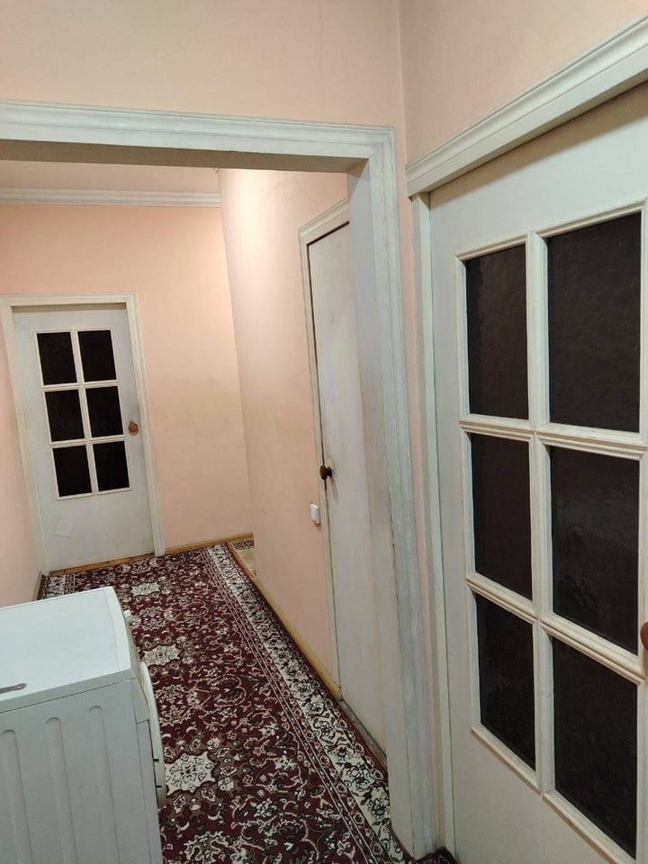 2 xonali kvartira, Dombrobod massivi, 16-sonli shahar kasalxonasi