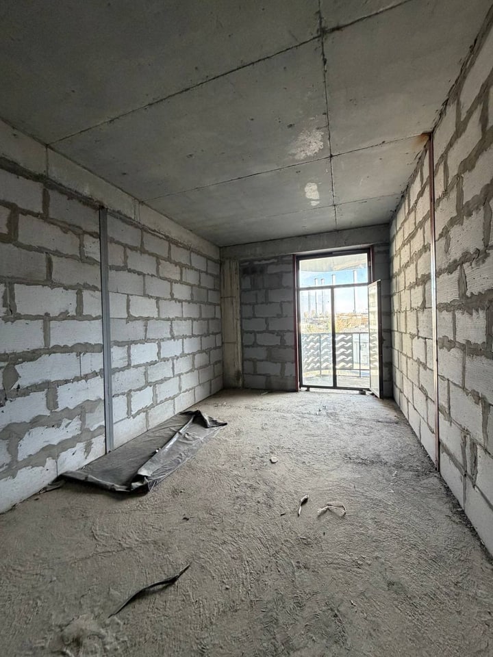 Продается в новостройке ЖК Shahriobod 3х комнатная