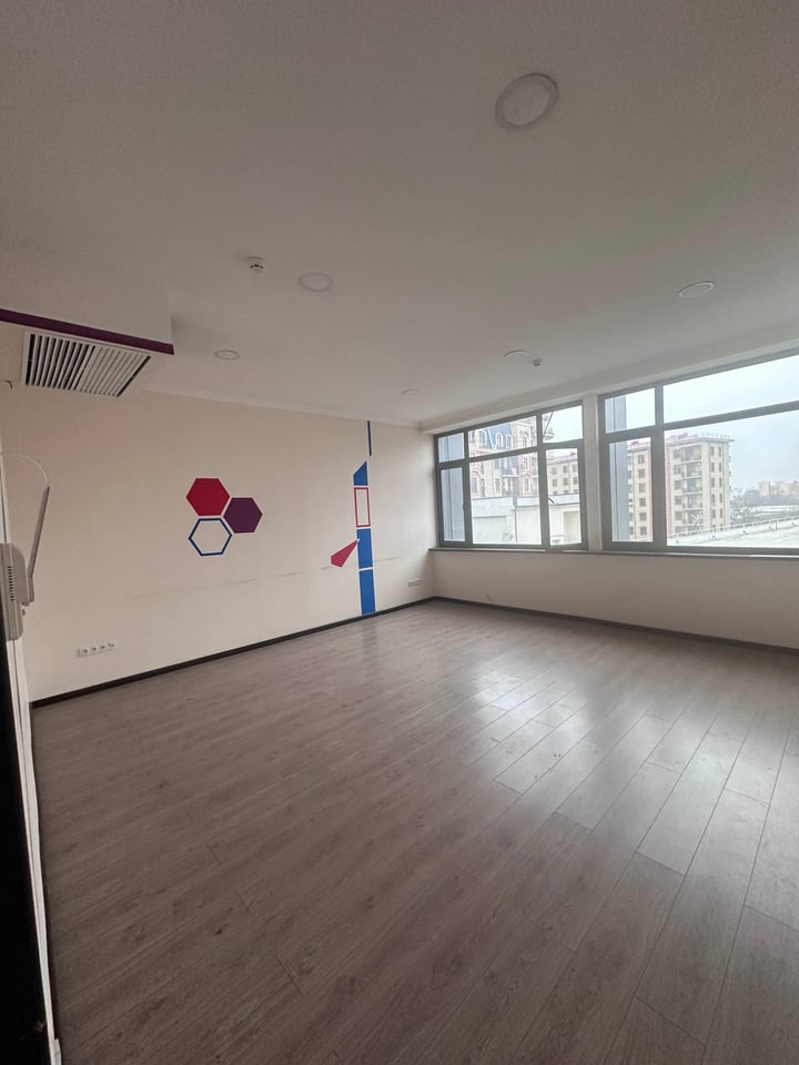 Premium commercial building for rent