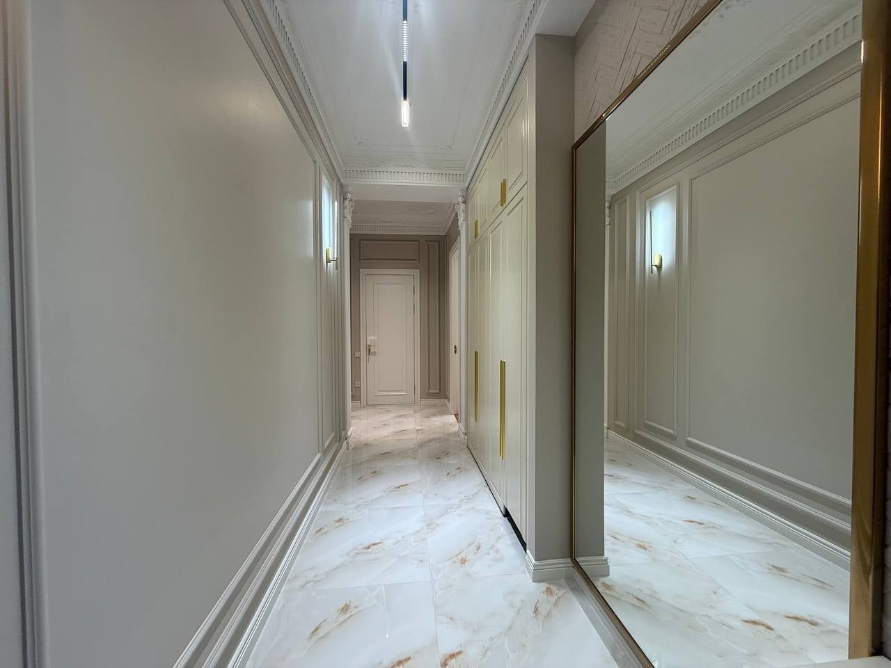 2-room apartment in Skyline Tower Residential Complex