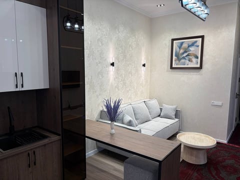 1-bedroom apartment in Prestige Garden Residential Complex