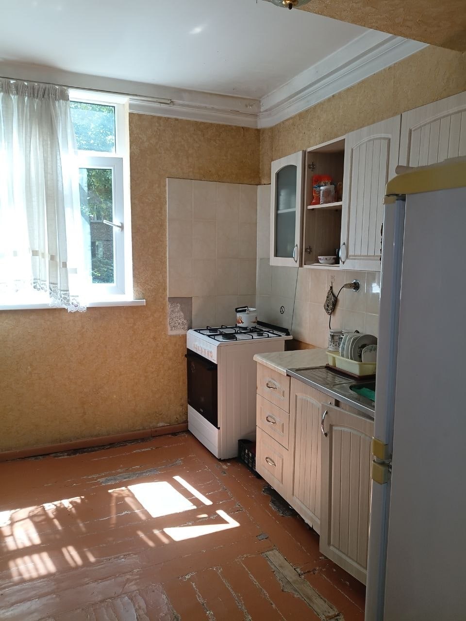Чиланзар 5 квартал 3х ком. квартира в кирпичном доме