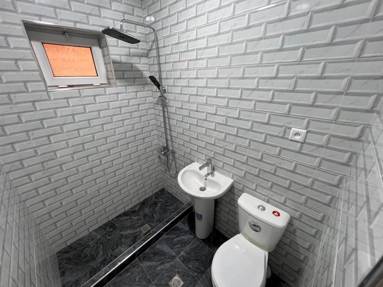 Cozy cottage for sale in Khatyrchi (Mukhtar Ashrafi)