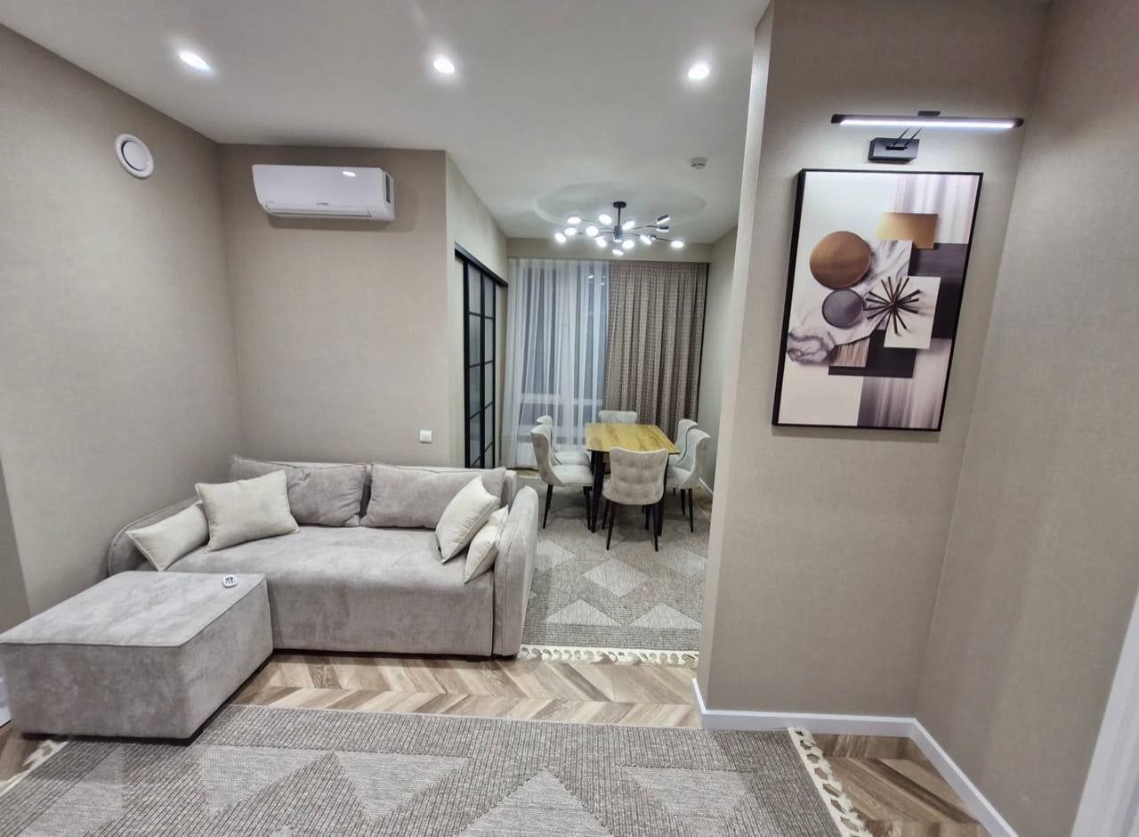 2-room apartment in Koh Ota Residential Complex, Shaykhantakhur district — buy an apartment in Tashkent on Nurafshon Street with new renovation