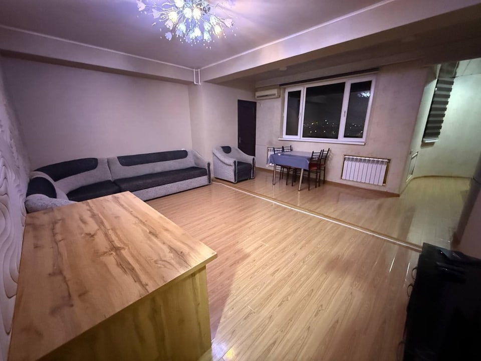 4-room apartment for sale in Mirabad district