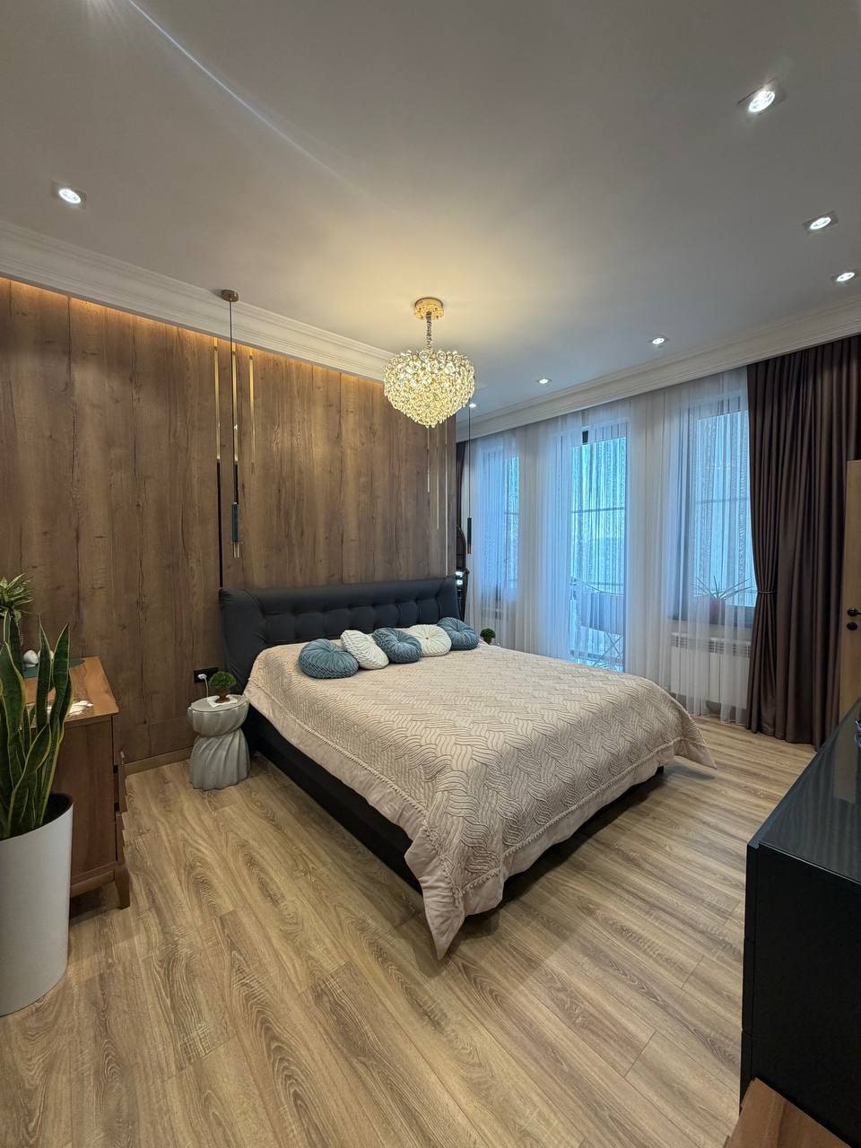 Darxanda premium 4 xonali kvartira sotiladi