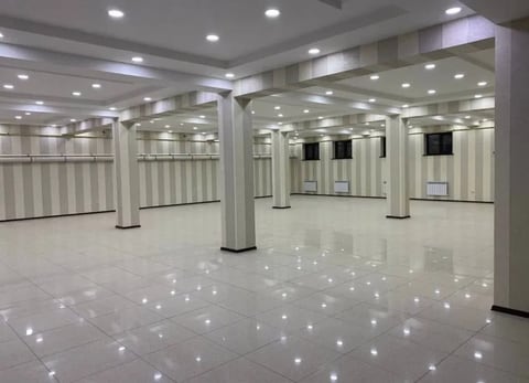 На Паркенском продаётся отдельно стоящее коммерческое здание