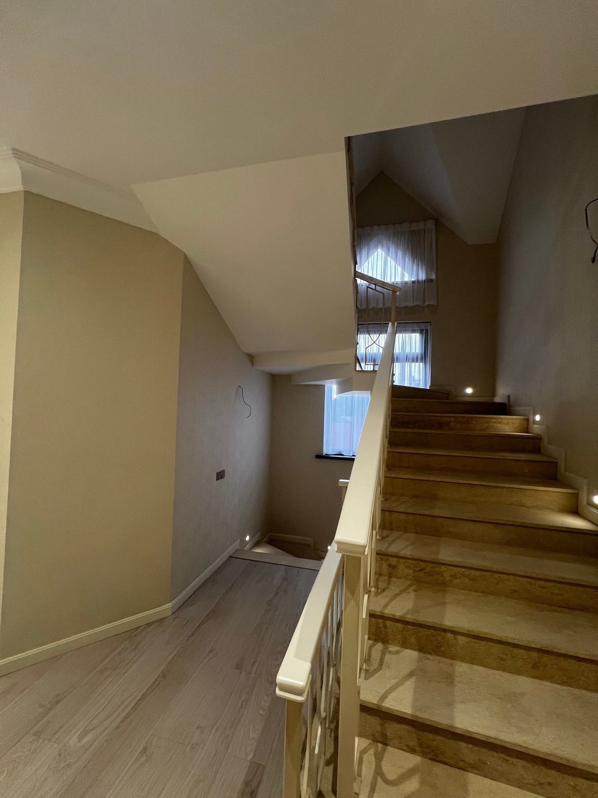 Yangi uy 250 m², 2,2 sotix yer maydoni, Mirzo Ulug'bek tumani