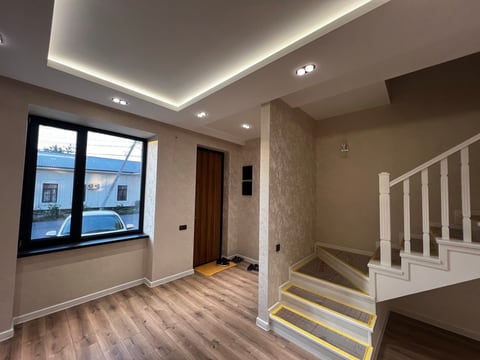 135 m² Townhouse with Cadastre from Developer in Mirabad District