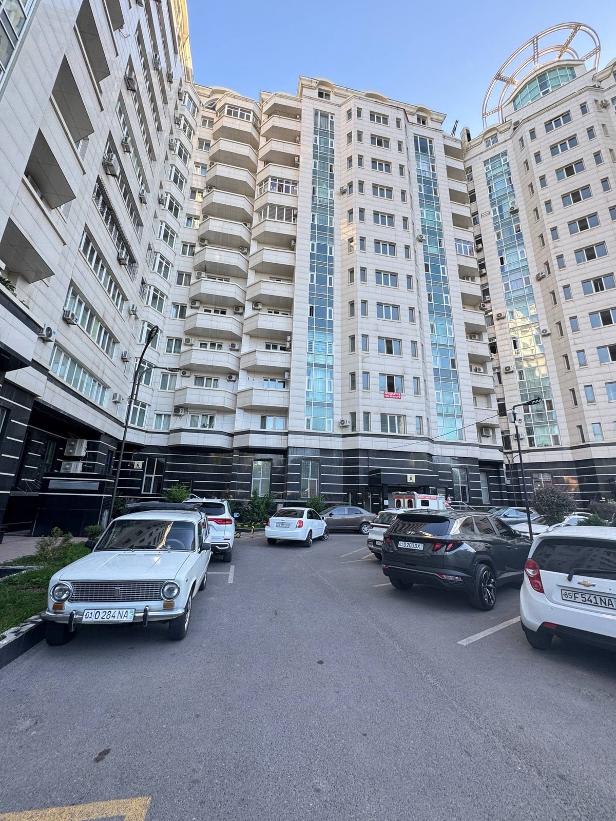 2-room apartment in Megapolis residential complex