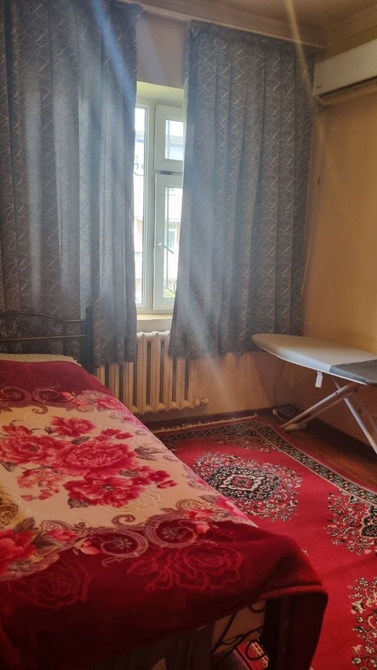 Продается своя квартира центре Ташкента метро Шахристан Юнусабаде 3/3/4 кирпичный