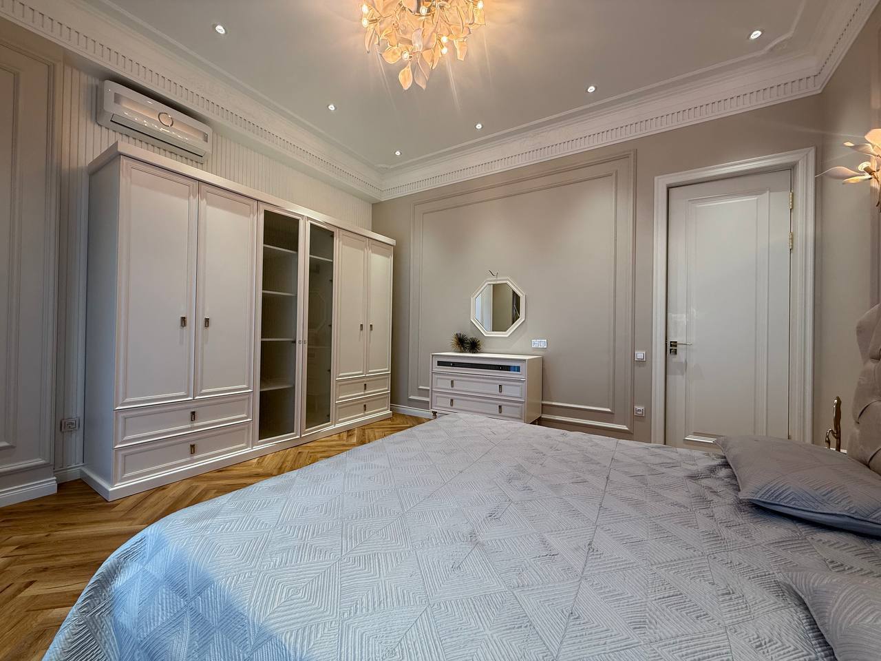 ПРОДАЁТСЯ КВАРТИРА В СОВРЕМЕННОЙ НОВОСТРОЙКЕ