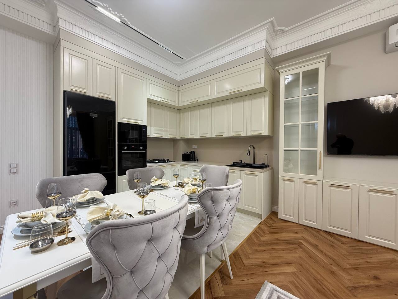 ПРОДАЁТСЯ КВАРТИРА В СОВРЕМЕННОЙ НОВОСТРОЙКЕ