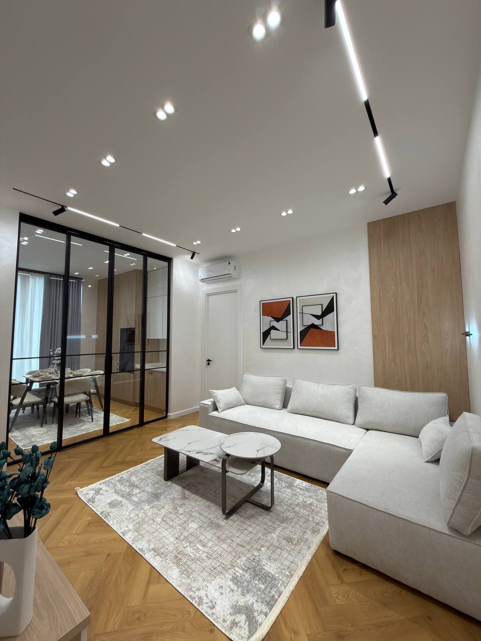 Продаётся квартира в ЖК Oq Saroy