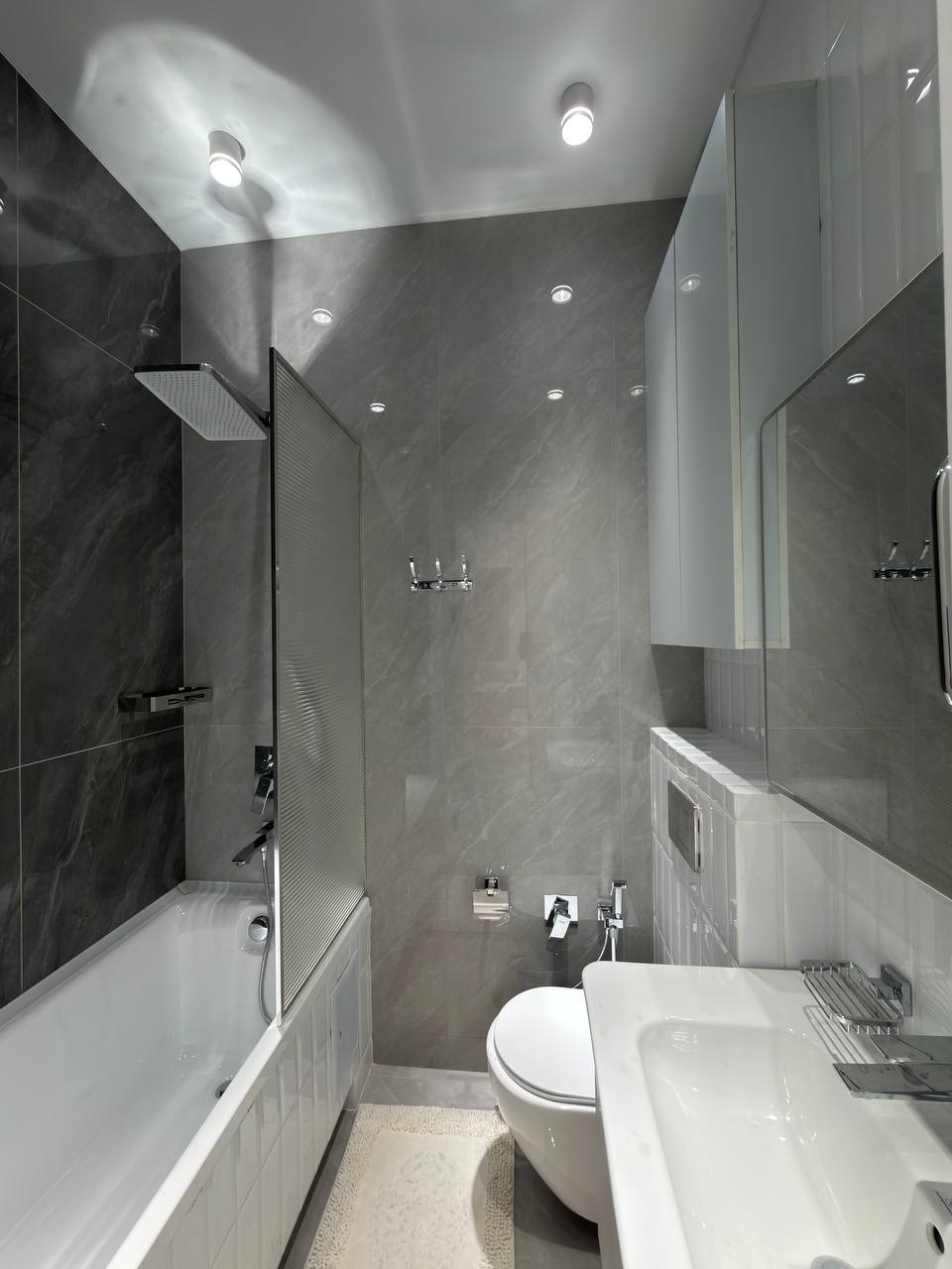 Продаётся квартира в ЖК Oq Saroy