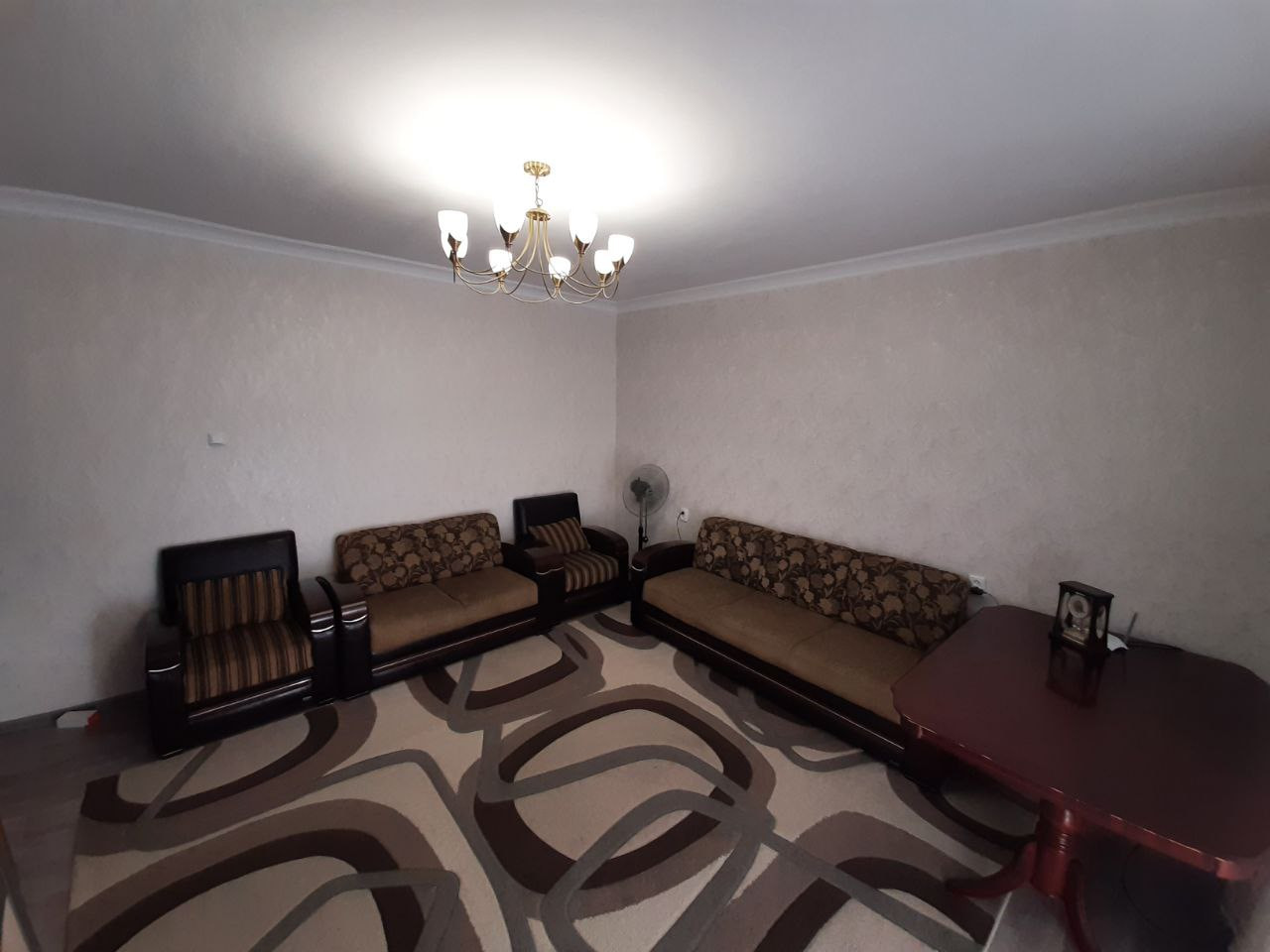 ПРОДАЁТСЯ 2-КОМНАТНАЯ КВАРТИРА ул. Мавлоно Риёзи (Паркенский)