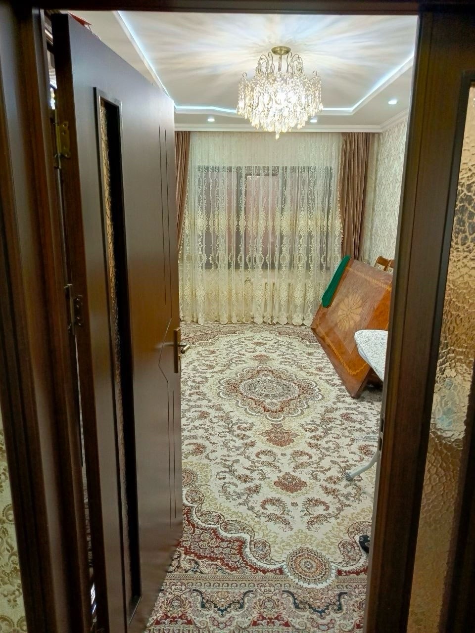 Apartment 3/5/5 Kadysheva 71 sq m