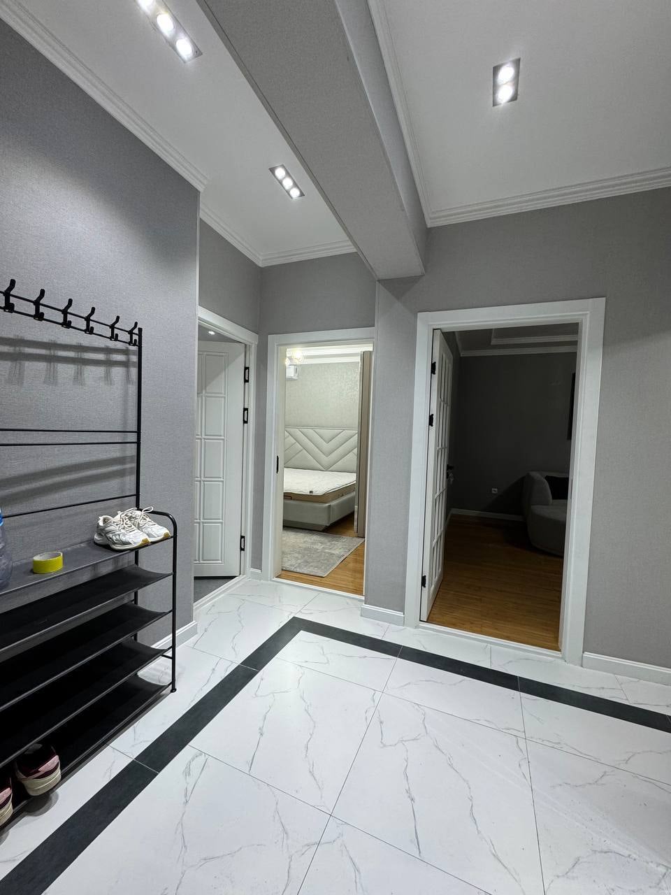 Apartment for sale on the secondary market in Elbek, Perevushka