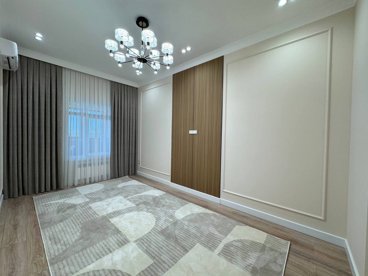 Poytaxt Residence turar-joy majmuasidagi 5 xonali kvartira (dupleks)