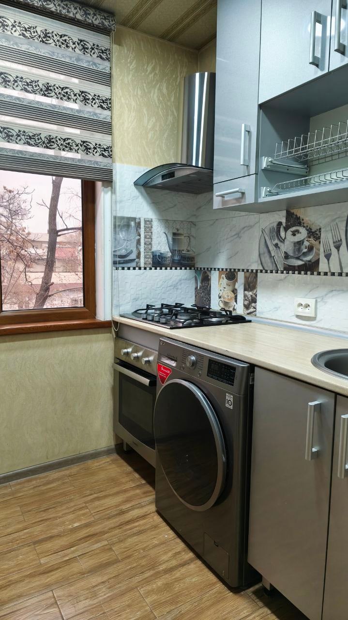 Rent 2/4/5 Shota Rustaveli Street
