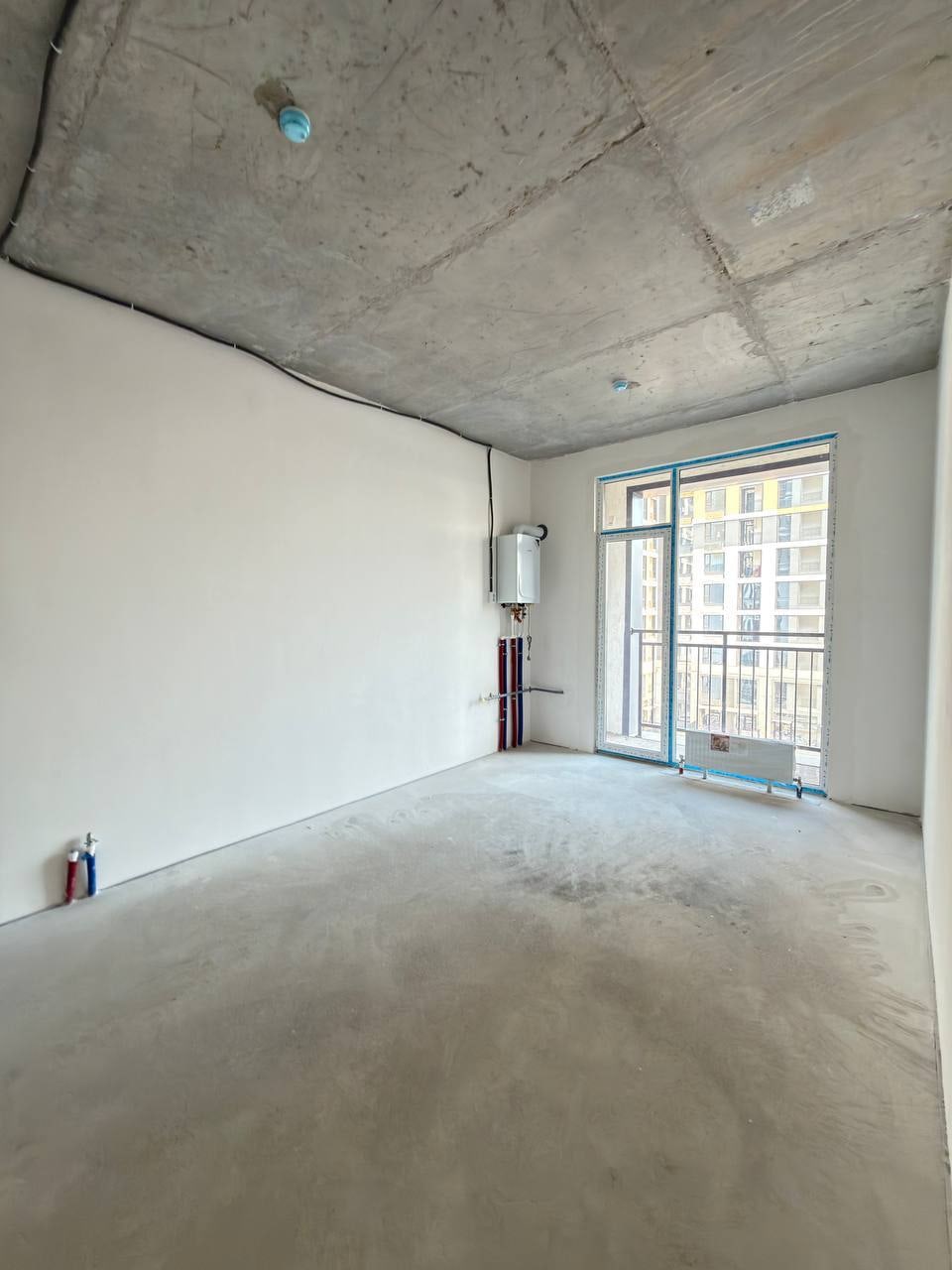 2-bedroom apartment in the Botanika Residential Complex