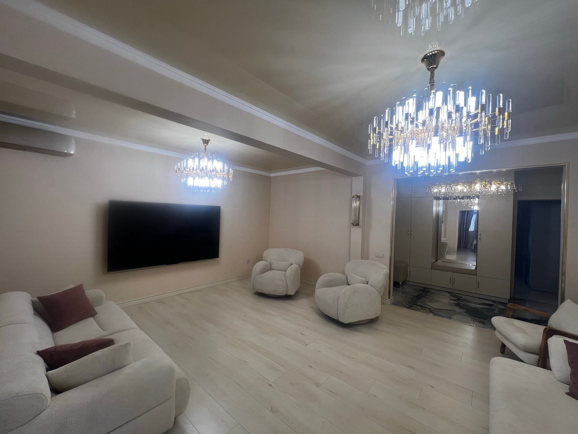 4-room apartment