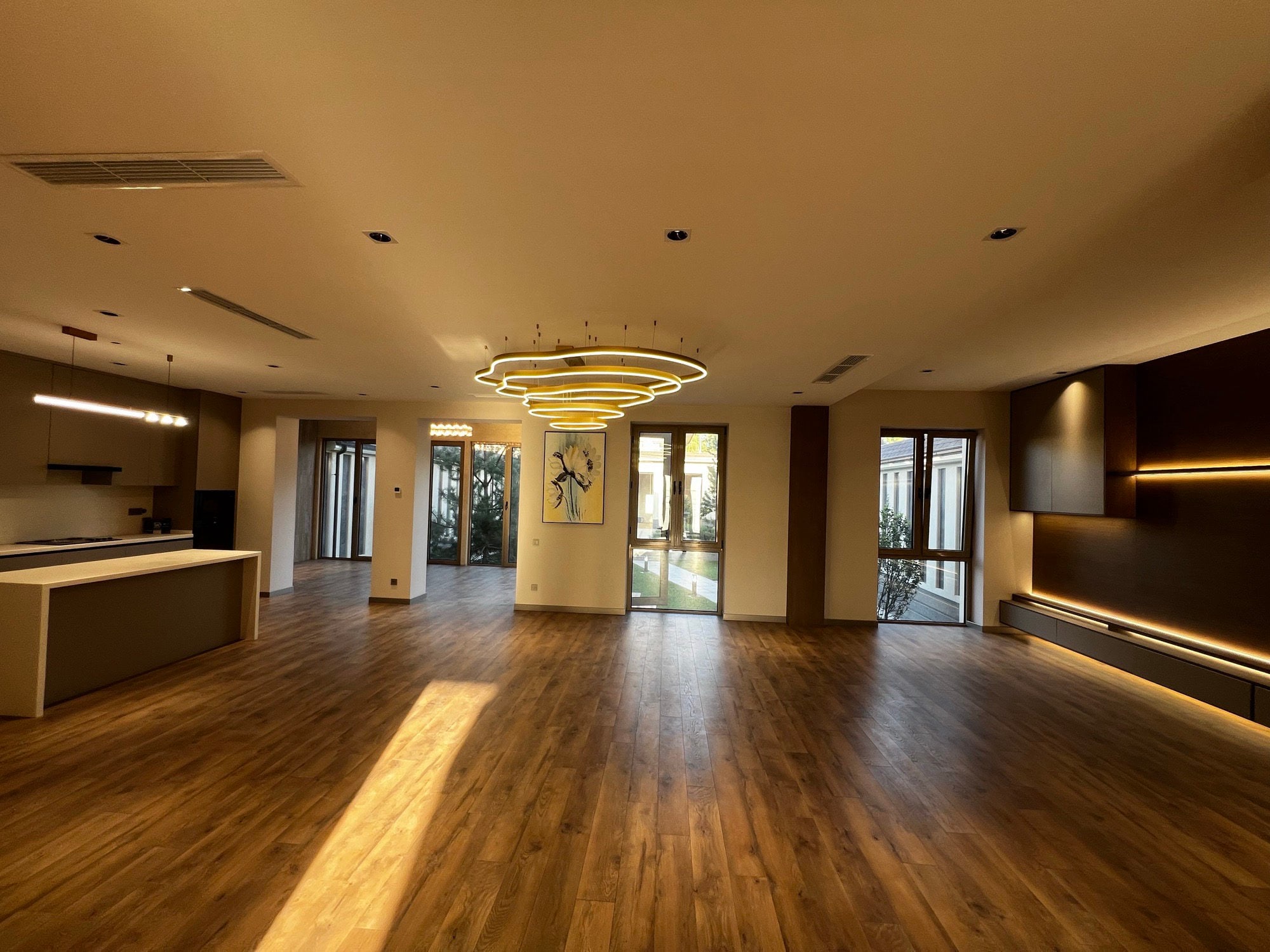 7-room house