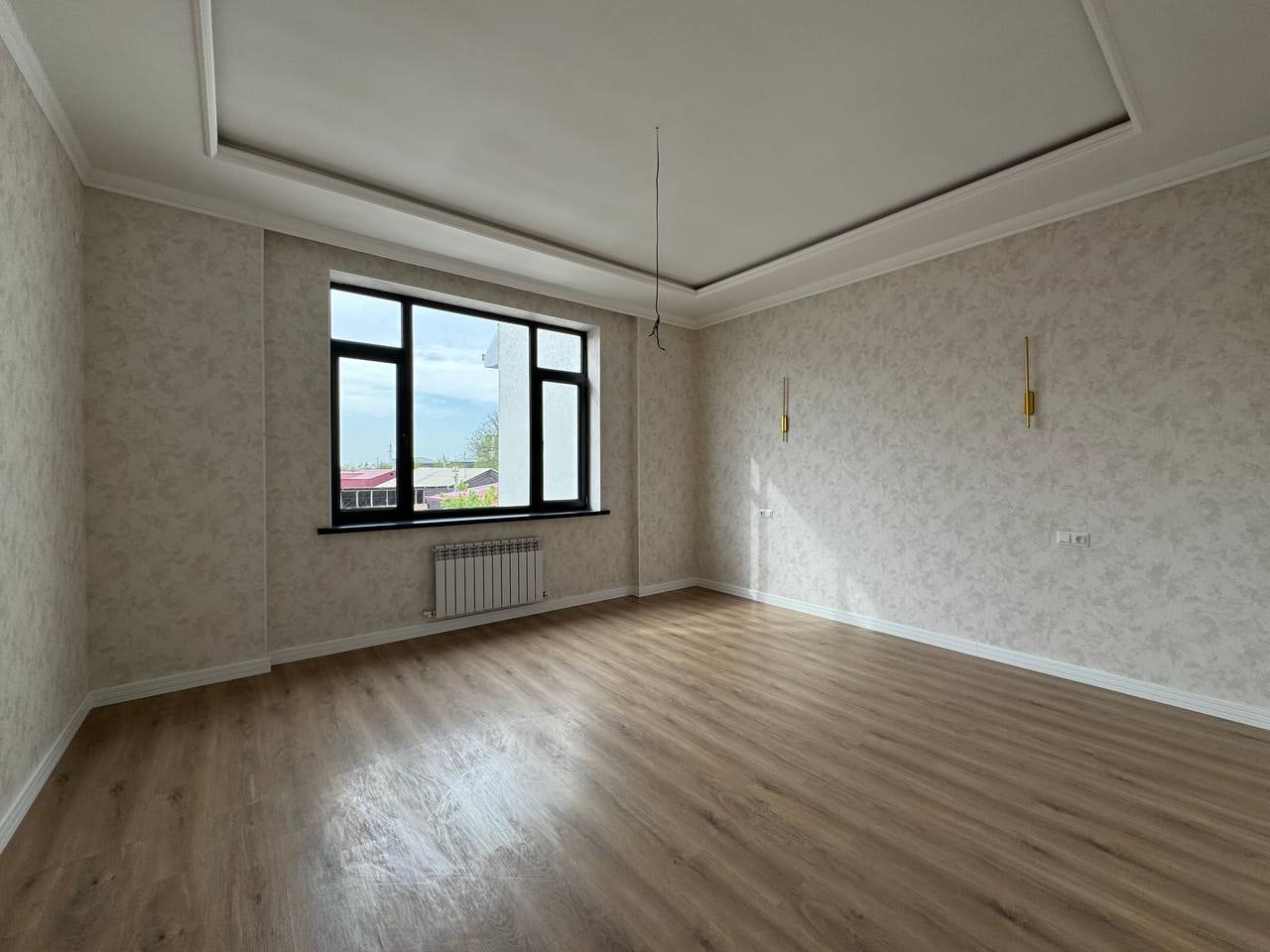 Продается Коттедж 203 м2, 1,5 сот, махалля Хасанбай, поликлиника №64