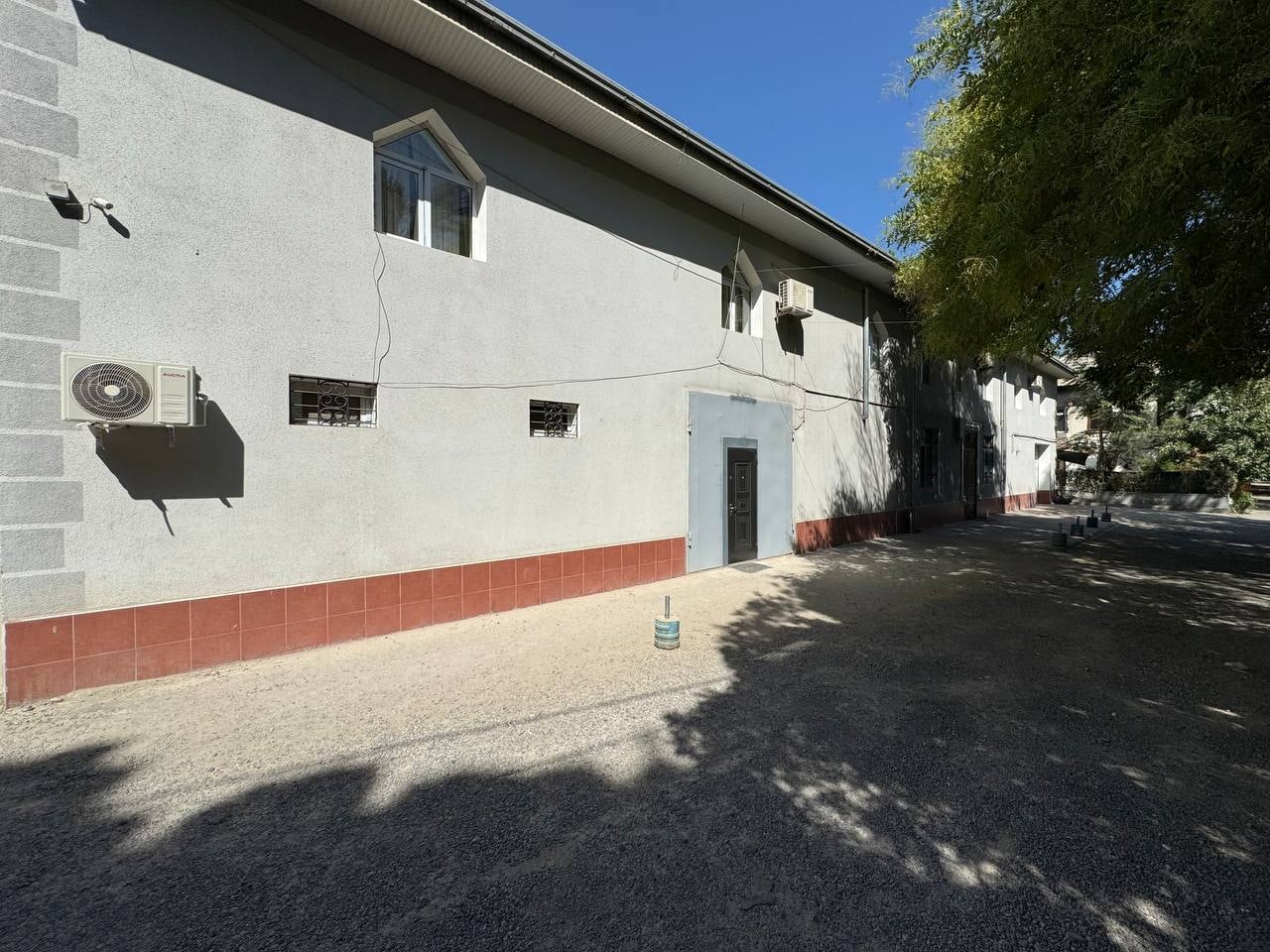 Продажа коммерческого помещения в Мирзо-Улугбекском районе, 642 м² — ул. Дагестанская, фотография 2