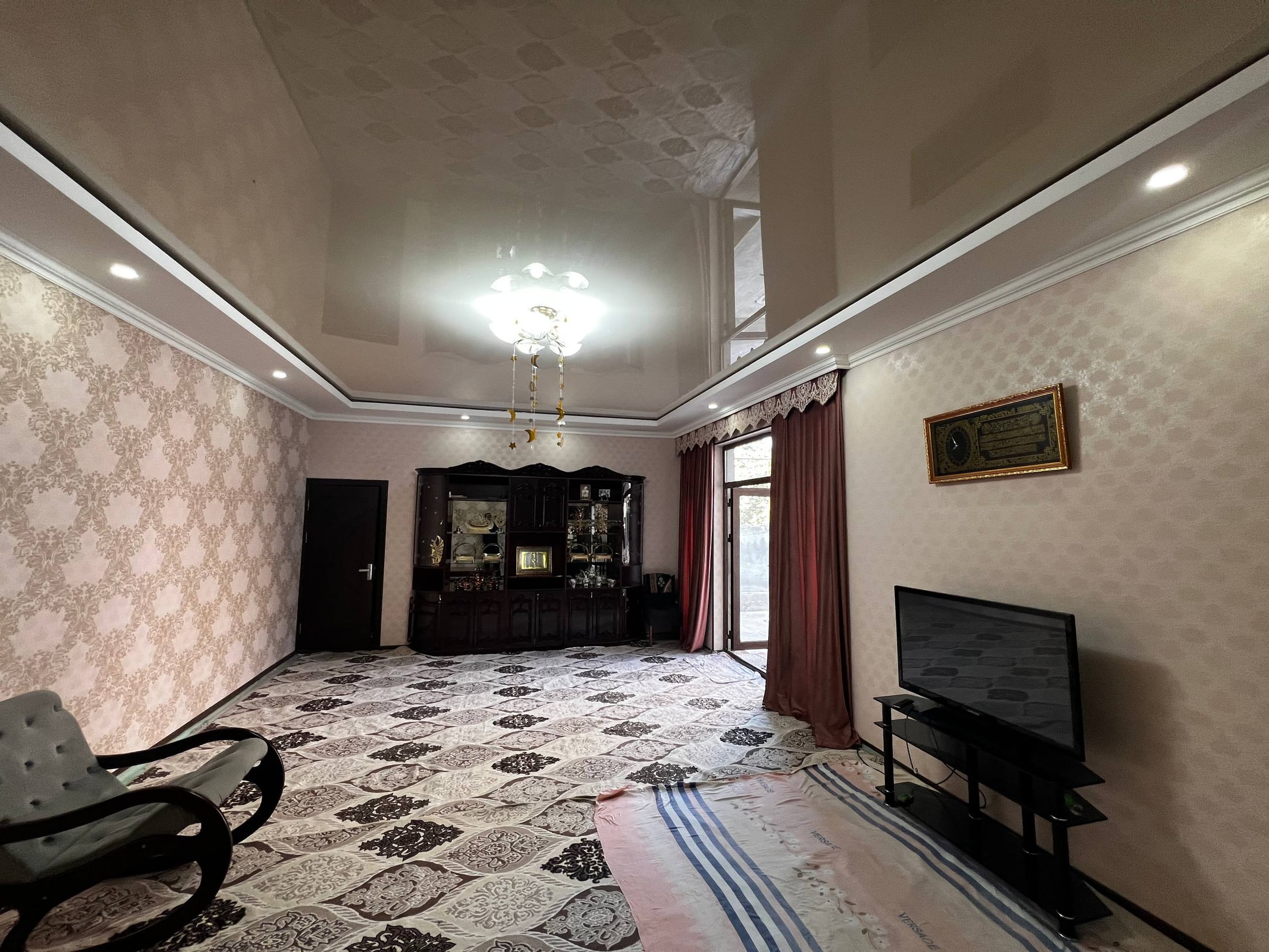 6-room house
