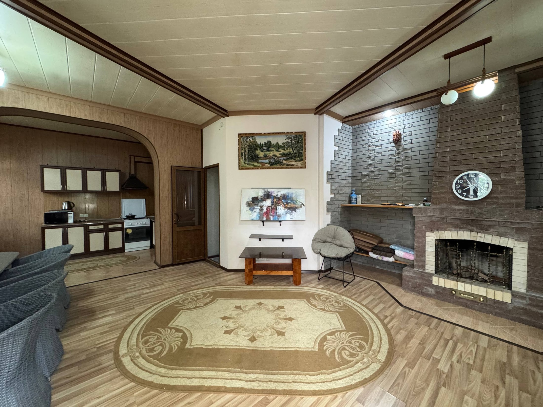 4-room house