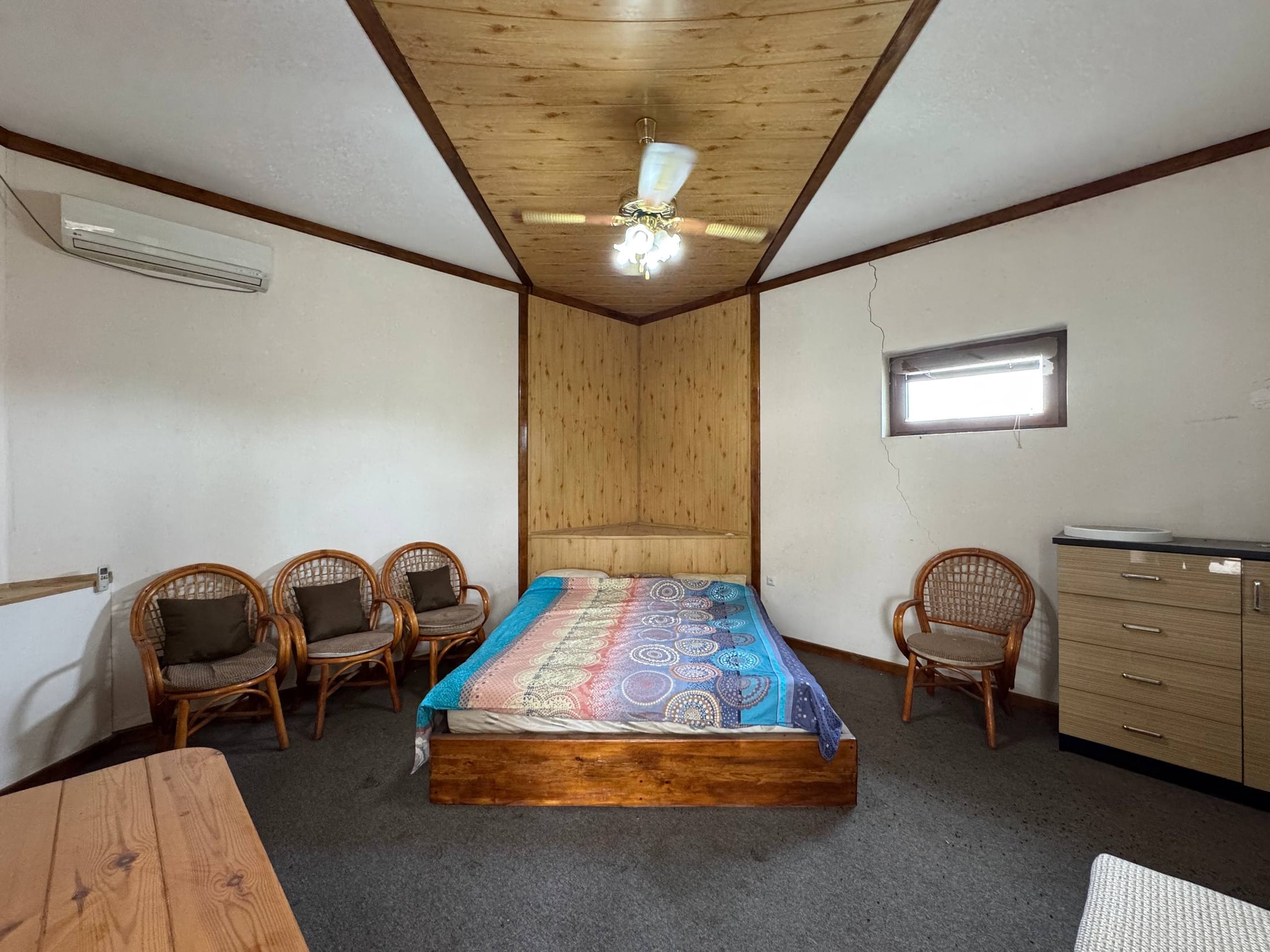 4-room house
