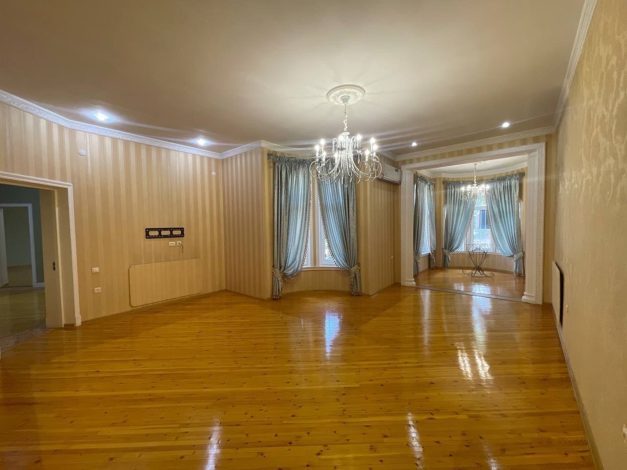 6-room house