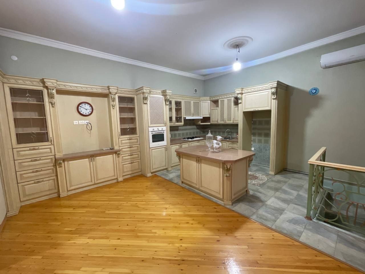 6-room house