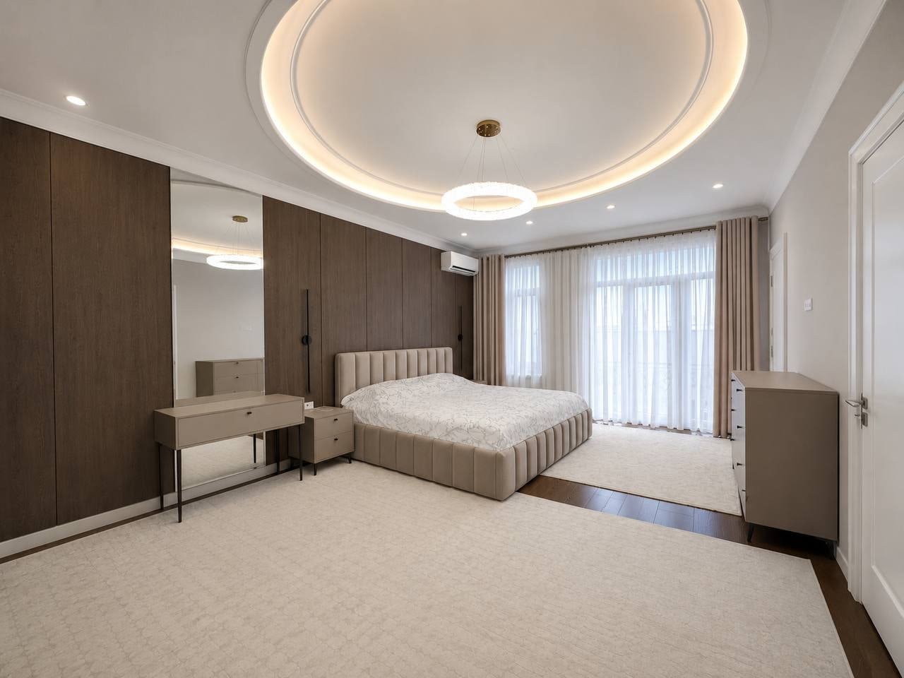 Продается Коттедж 257м2, 2 сот, станция метро Строителей, Хонабад