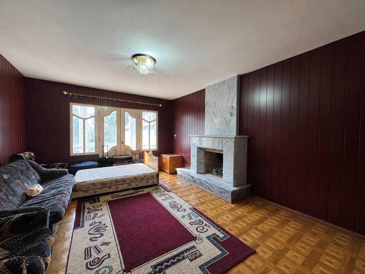 8-room house