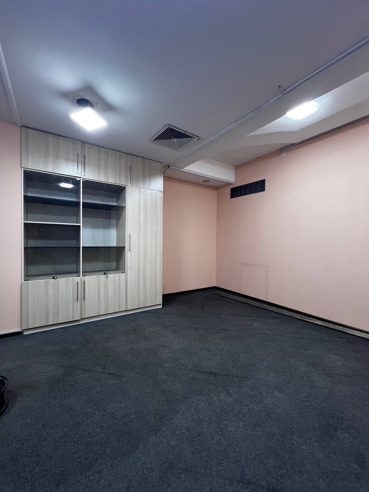 Аренда помещения 1000 м², Юнусабад, метро Туркестан