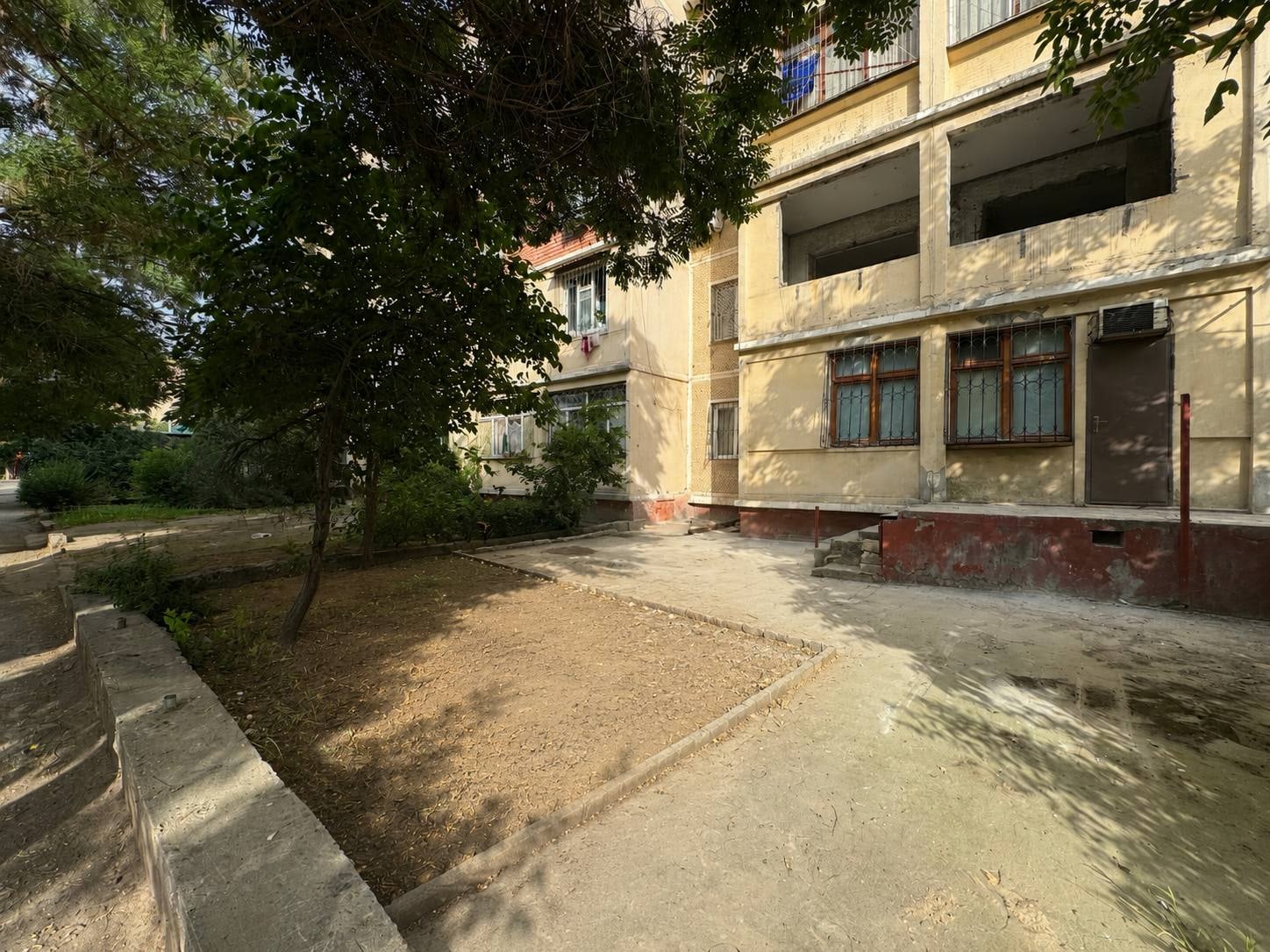 Apartment — Sergeli district