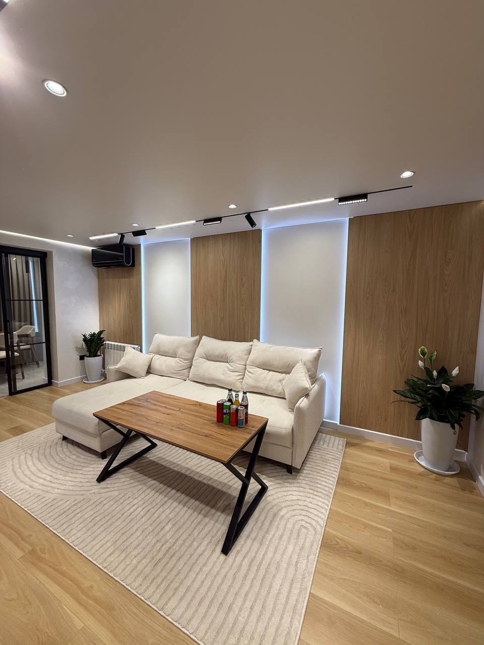 ПРОДАЁТСЯ КВАРТИРА С АВТОРСКИМ РЕМОНТОМ